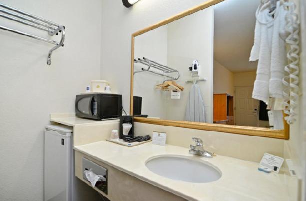 Surestay Hotel By Best Western Ottawa Room photo